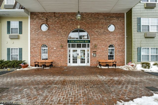 5104 Richmond Rd 104, West Milford Twp., NJ 07480