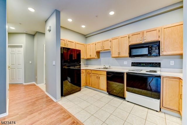 5104 Richmond Rd 104, West Milford Twp., NJ 07480