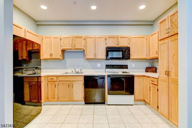5104 Richmond Rd 104, West Milford Twp., NJ 07480