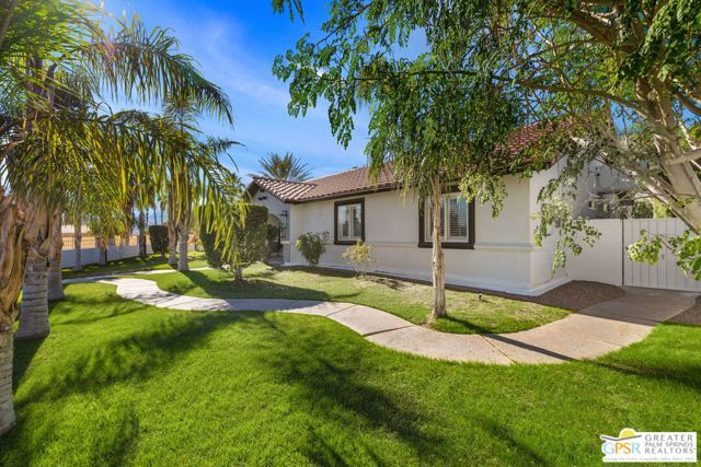 1811 N Los Alamos Road, Palm Springs, CA 92262