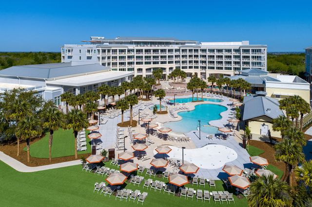 127 Grand Pavilion Boulevard, Isle Of Palms, SC 29451