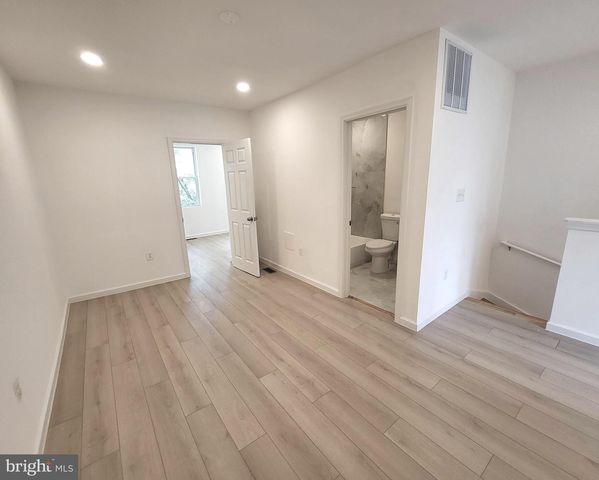 562 24TH ST NE, Washington, DC 20002