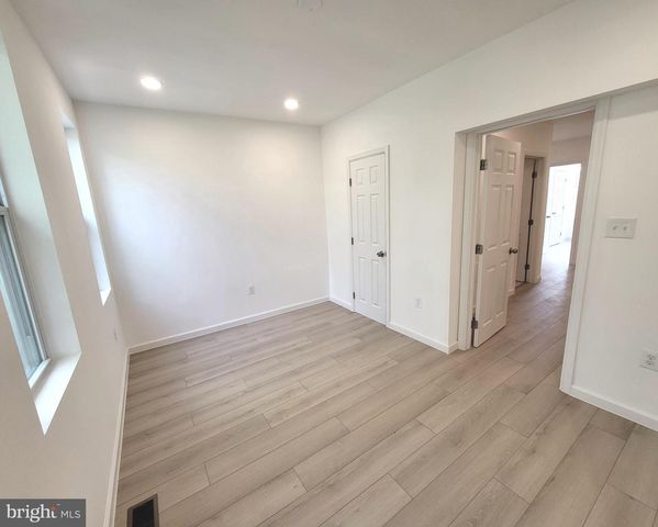 562 24TH ST NE, Washington, DC 20002
