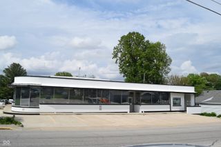 150 W Clinton Street, Danville, IN 46122