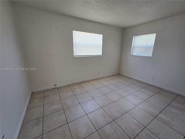 1335 S Dixie Hwy 401, Deerfield Beach, FL 33441