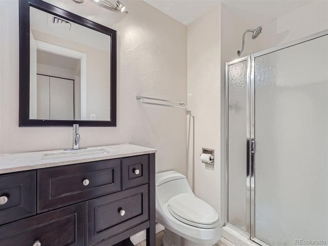 800 Pearl Street 204, Denver, CO 80203