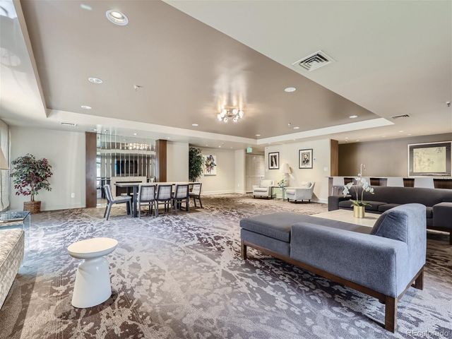 800 Pearl Street 204, Denver, CO 80203