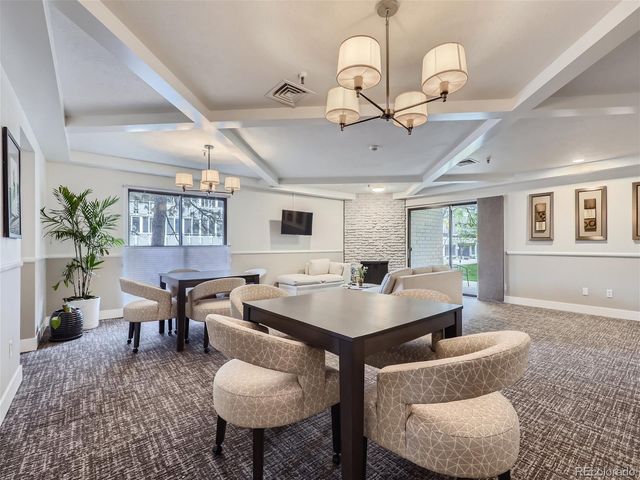 800 Pearl Street 204, Denver, CO 80203