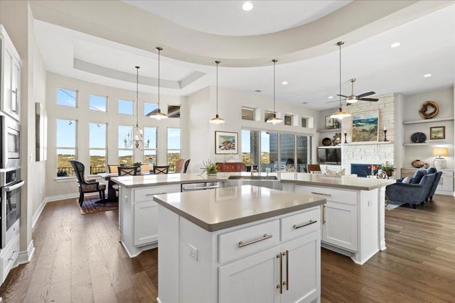 17825 Windecker CV, Dripping Springs, TX 78620