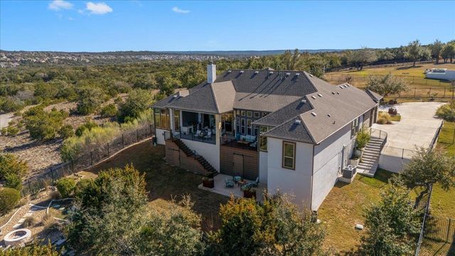 17825 Windecker CV, Dripping Springs, TX 78620
