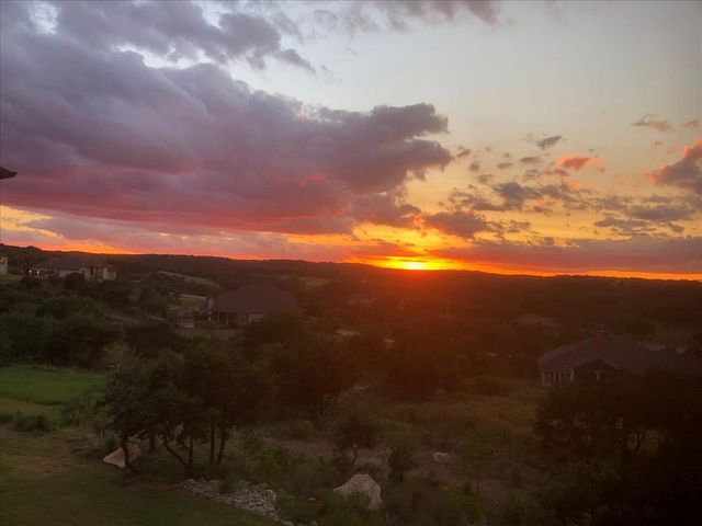 17825 Windecker CV, Dripping Springs, TX 78620
