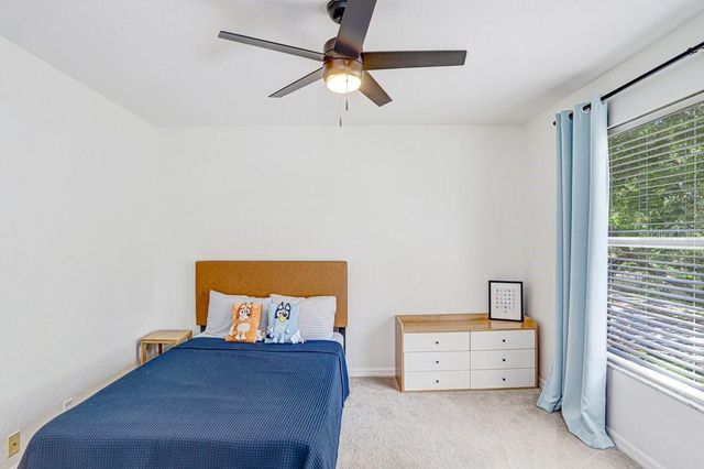 18124 COURTNEY BREEZE DRIVE, Tampa, FL 33647