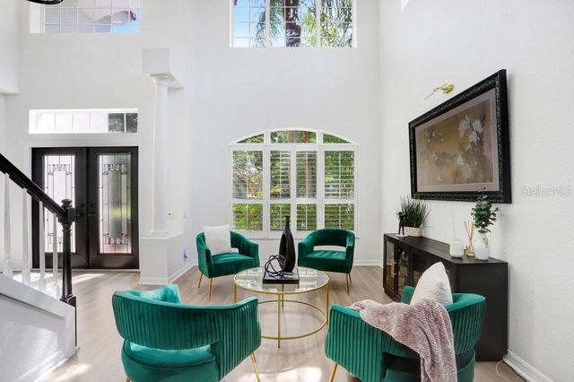 18124 COURTNEY BREEZE DRIVE, Tampa, FL 33647