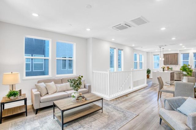 549 Yale Way, San Jose, CA 95117