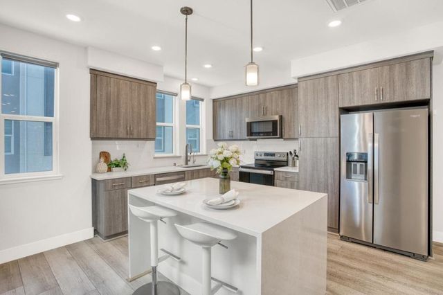 549 Yale Way, San Jose, CA 95117