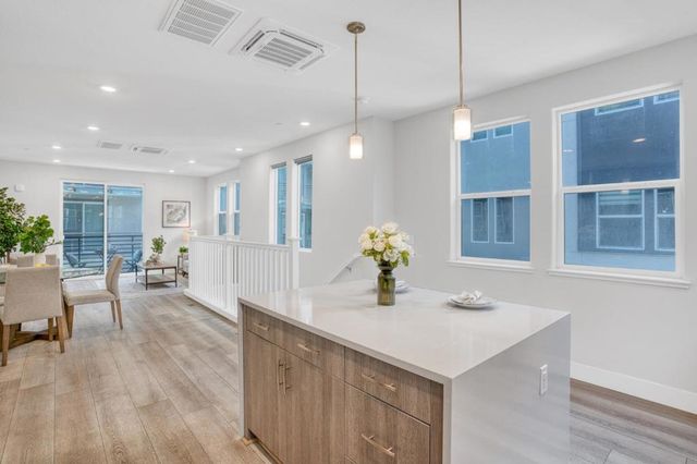 549 Yale Way, San Jose, CA 95117