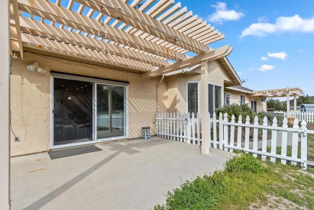 45126 Palomino Road, King City, CA 93930