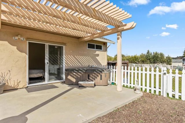 45126 Palomino Road, King City, CA 93930