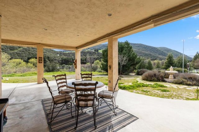 45126 Palomino Road, King City, CA 93930