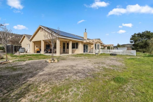 45126 Palomino Road, King City, CA 93930