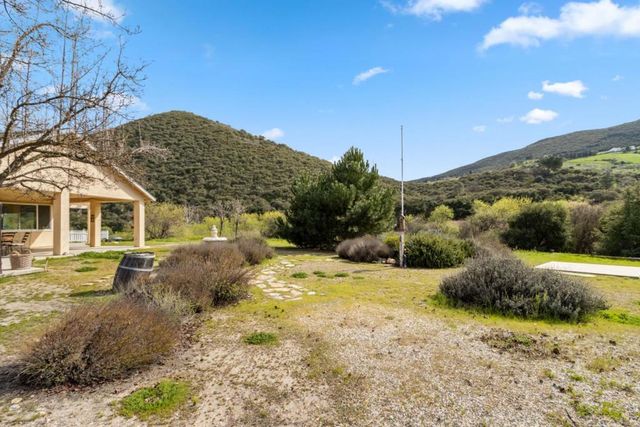 45126 Palomino Road, King City, CA 93930