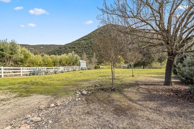 45126 Palomino Road, King City, CA 93930