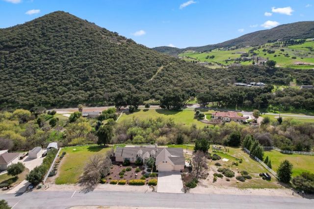 45126 Palomino Road, King City, CA 93930