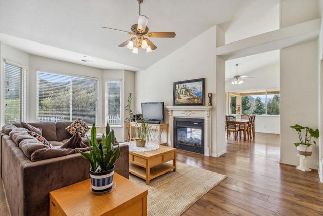 45126 Palomino Road, King City, CA 93930