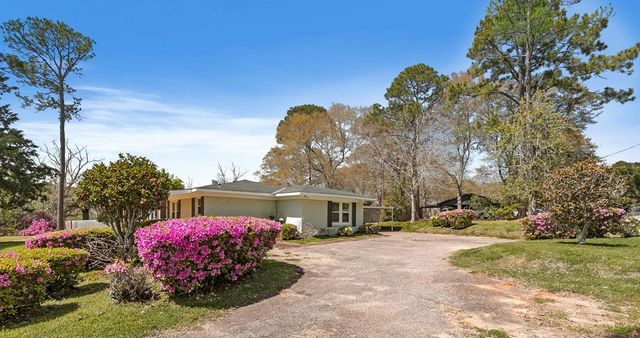 3310 County Road 203, Dothan, AL 36301