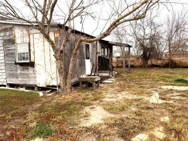 2455 Mccullough, Ingleside, TX 78362