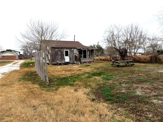 2455 Mccullough, Ingleside, TX 78362