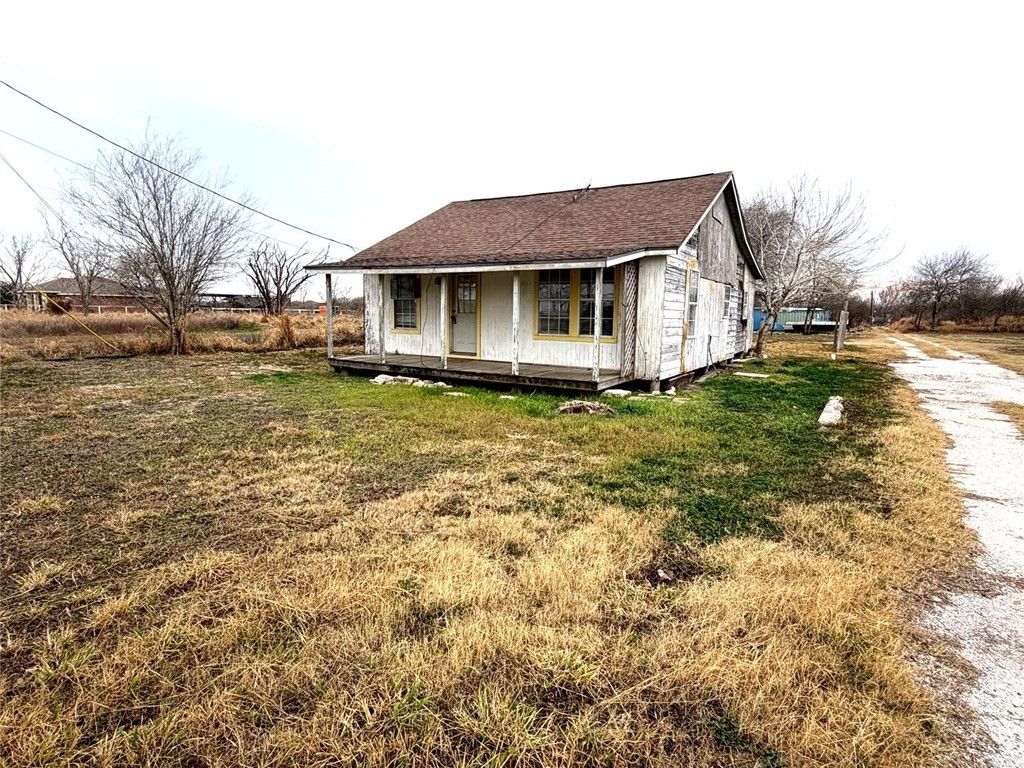 2455 Mccullough, Ingleside, TX 78362