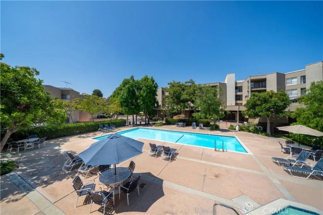 4499 Via Marisol 338, Los Angeles, CA 90042