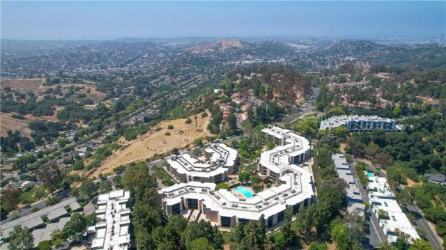 4499 Via Marisol 338, Los Angeles, CA 90042