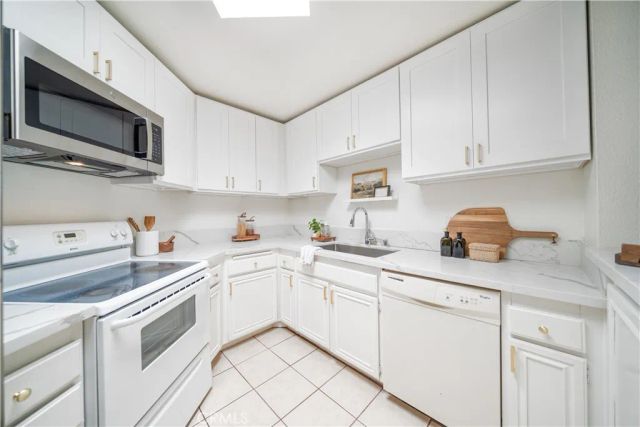 4499 Via Marisol 338, Los Angeles, CA 90042