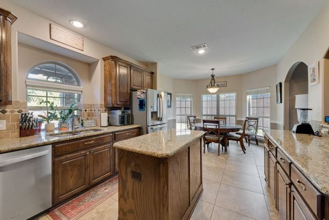 11912 Golden Bell Lane, Frisco, TX 75035