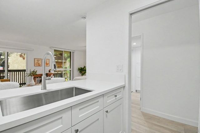 6202 Friars 301, San Diego, CA 92108