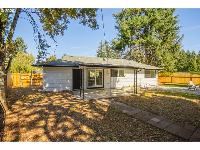 12914 Ne HALSEY St, Portland, OR 97230