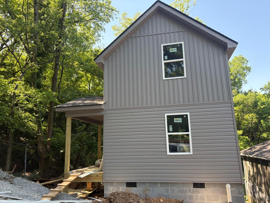 2708 E 21st Street, Chattanooga, TN 37404