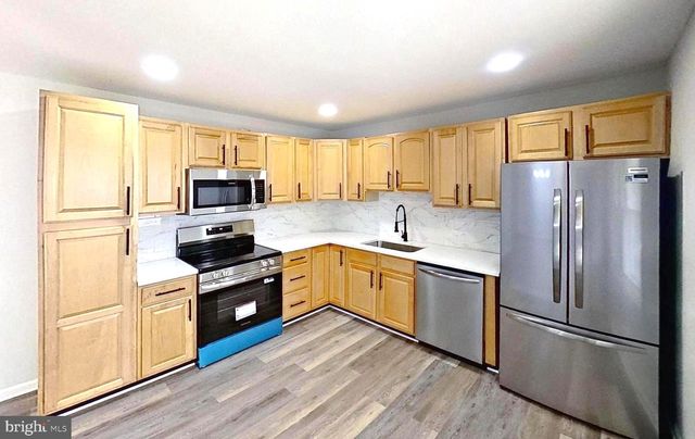 1922 MICHAEL RD, Waldorf, MD 20601