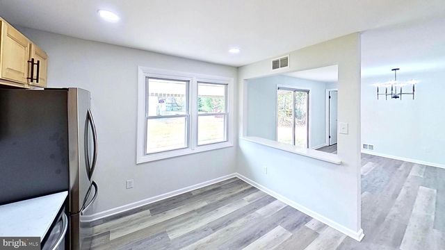 1922 MICHAEL RD, Waldorf, MD 20601