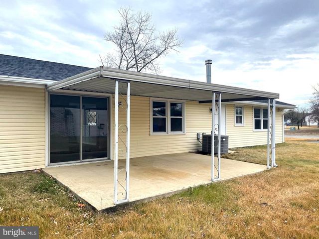 1922 MICHAEL RD, Waldorf, MD 20601