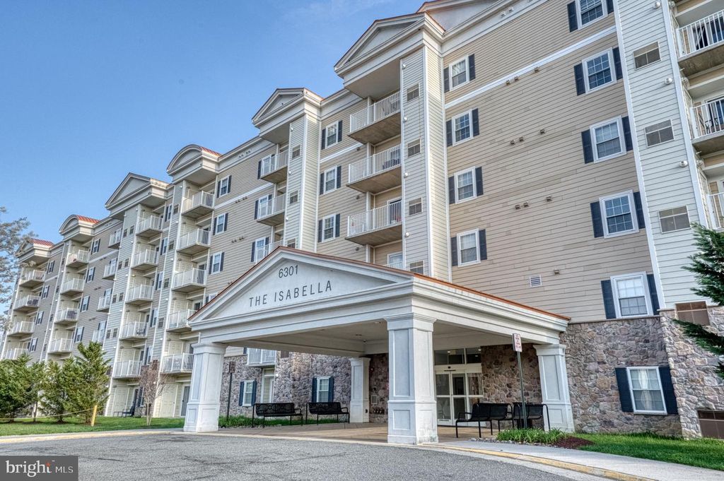 Image 1 of property listing at 6301 EDSALL RD #418, Alexandria, VA 22312