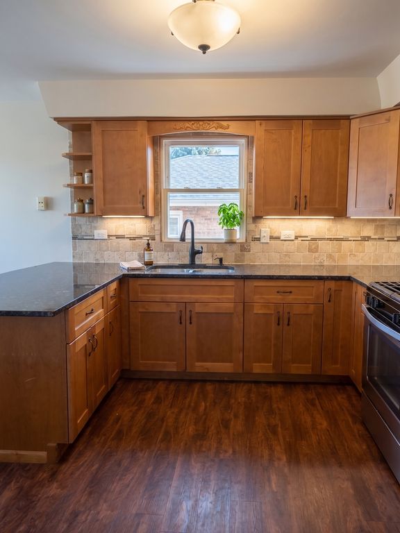 6048 W 79th Street, Burbank, IL 60459 — photo 3