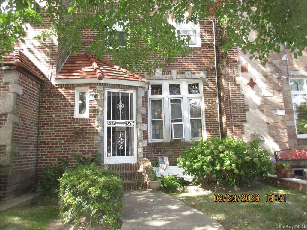 82-51 penelope Avenue, Middle Village, NY 11379 — exterior