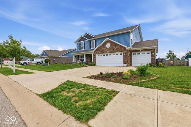 1553 Bush Way, Shelbyville, IN 46176