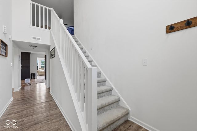 1553 Bush Way, Shelbyville, IN 46176