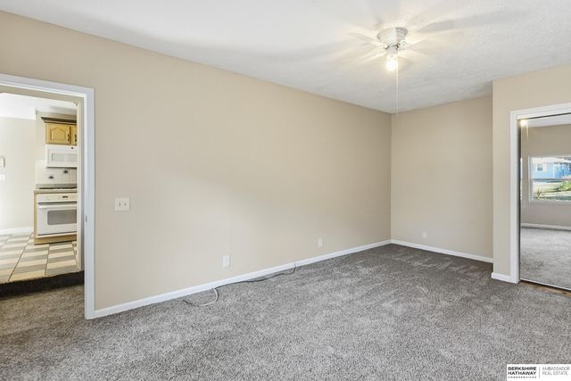 4219 N 65th Avenue, Omaha, NE 68104