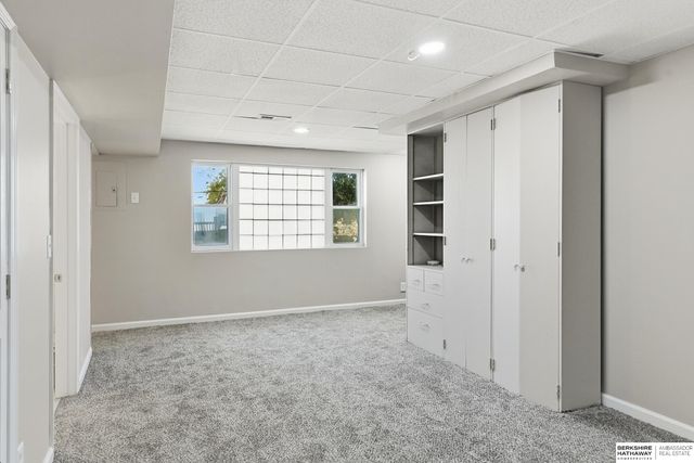 4219 N 65th Avenue, Omaha, NE 68104