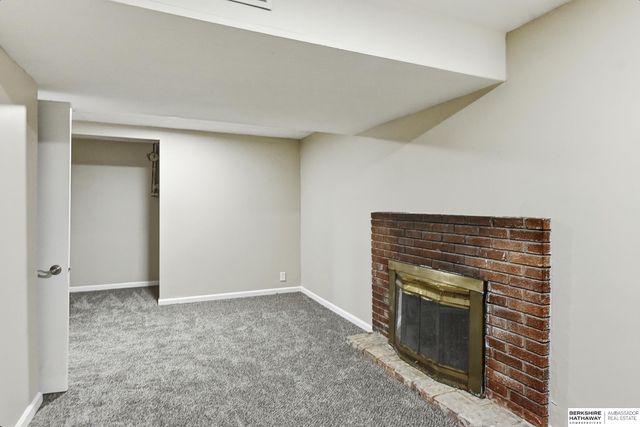 4219 N 65th Avenue, Omaha, NE 68104